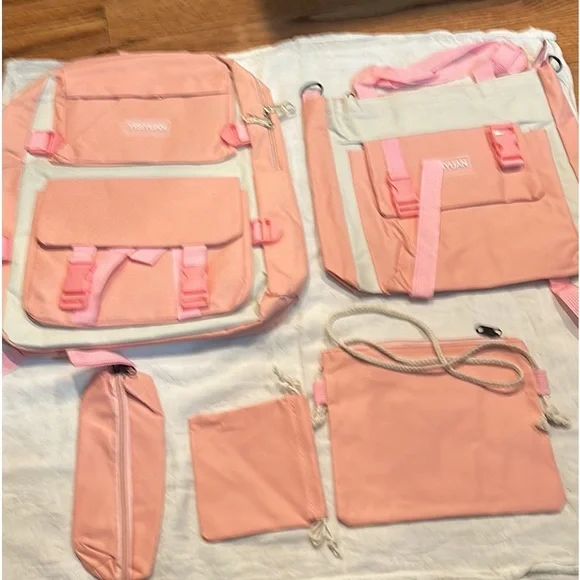 Back Pack - Picture 9 of 12